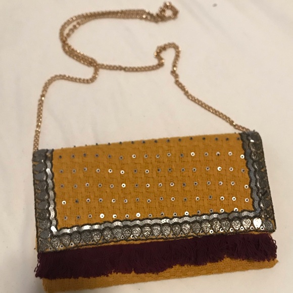 Handbags - Fun yellow beaded purse